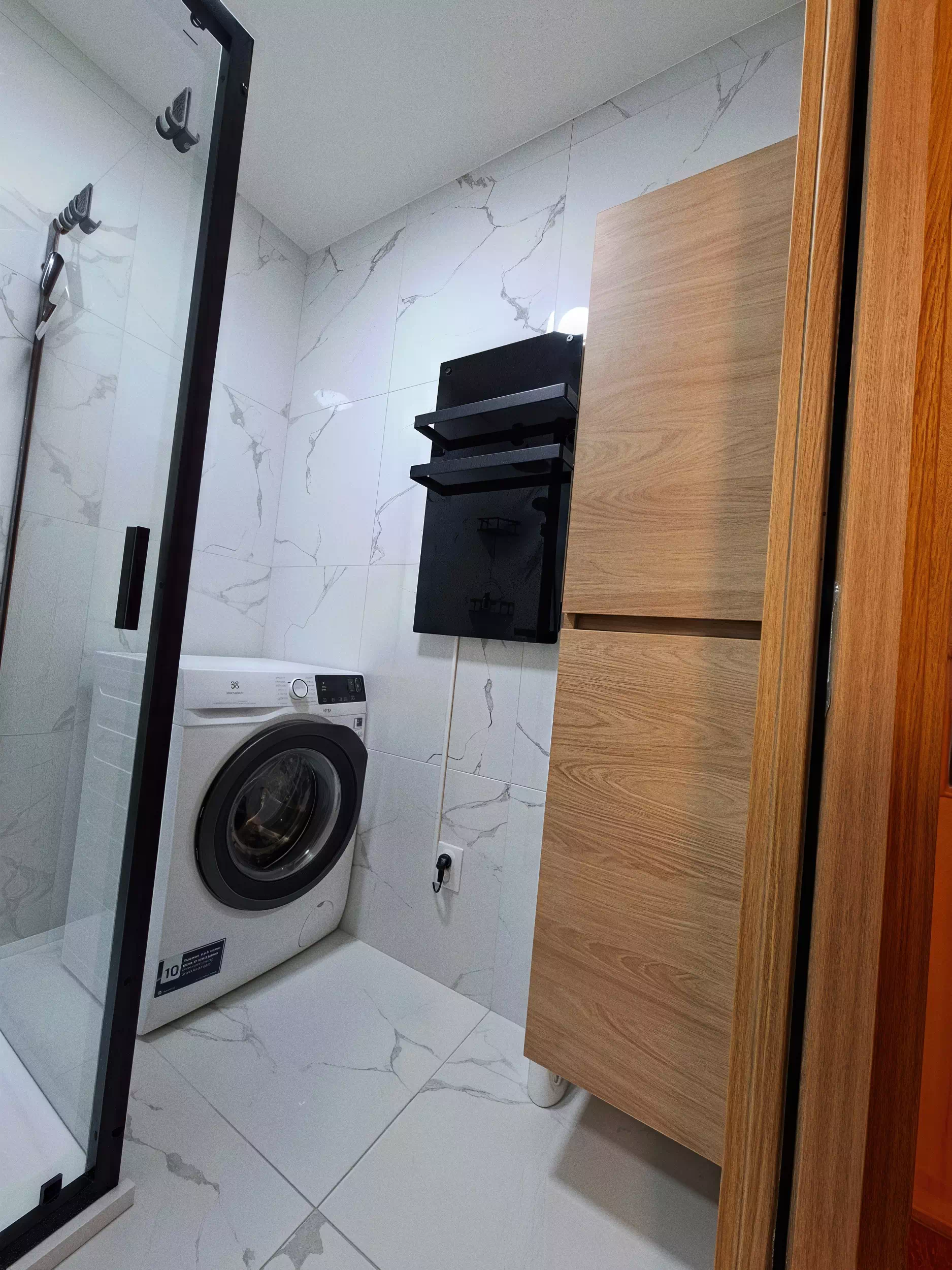 Rekonstrukce koupelny a wc - Modřany